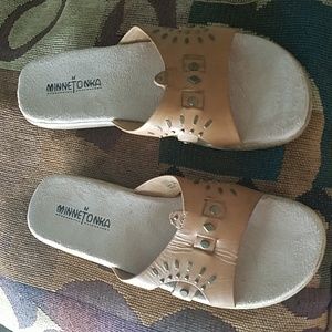 minnetonka sandles